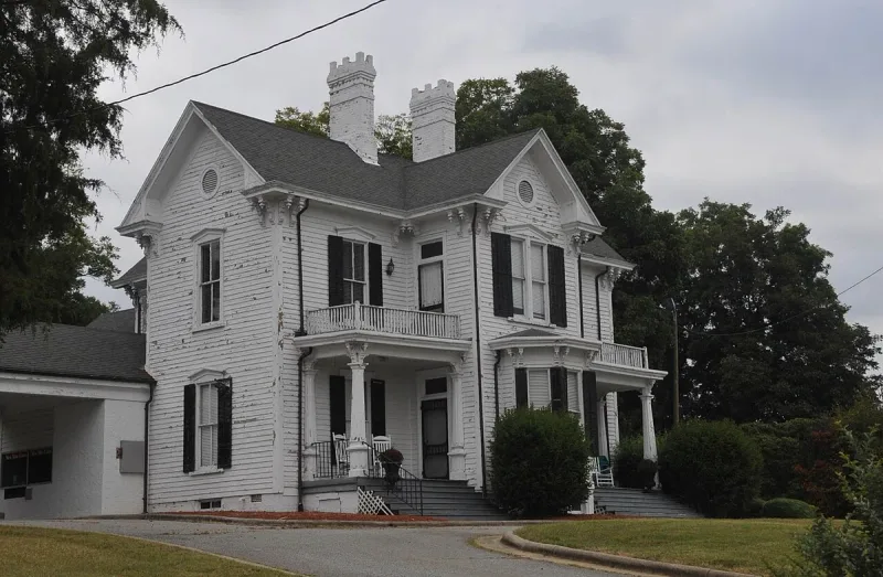 Historic Moses Hammond House in Archdale